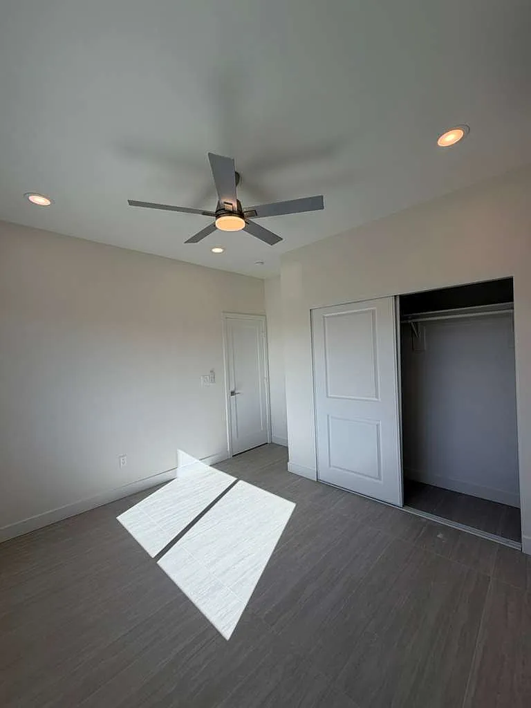 3326 Altadena #201 - 1 — Photo 4