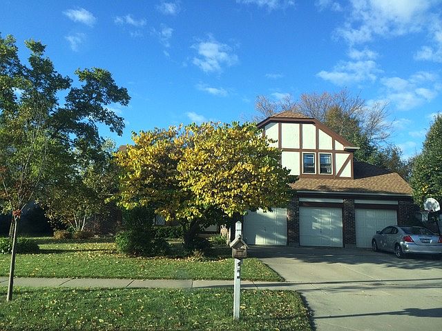 1st image of 2832 Whispering Oaks Dr