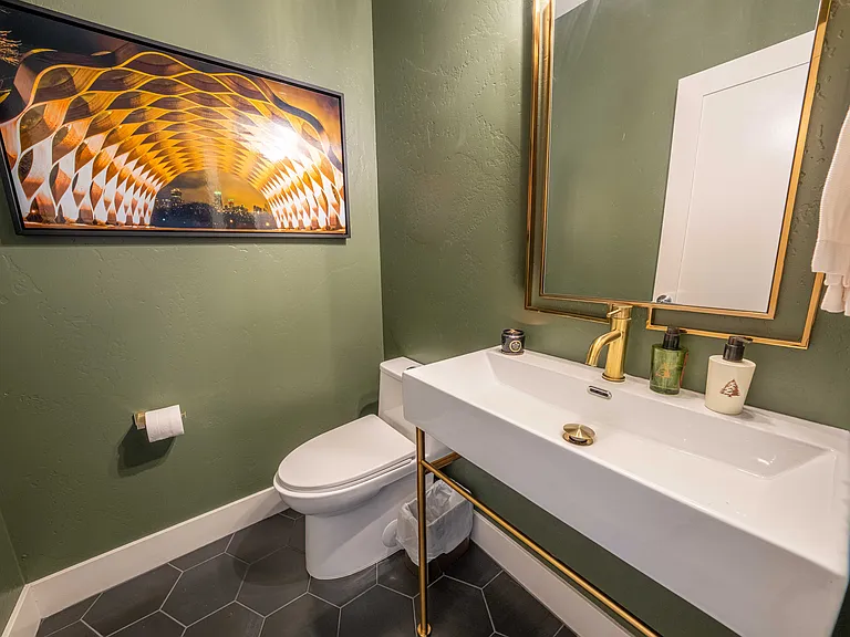 Powder Room