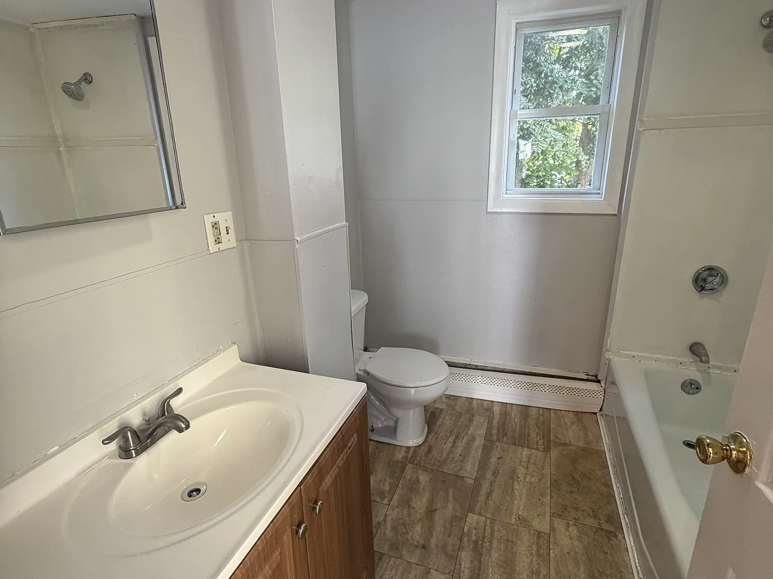 16 Viall Street - 1 — Photo 3