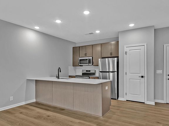 2nd image of 18689 Oakmont Dr #18659-309