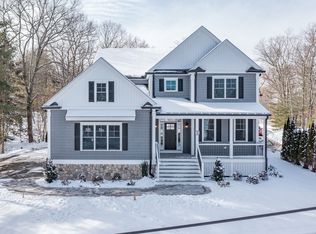 33 Rockland St, Natick, MA 01760