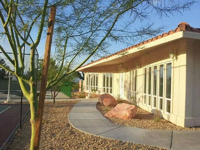 Villas at Viking Road — Photo 2