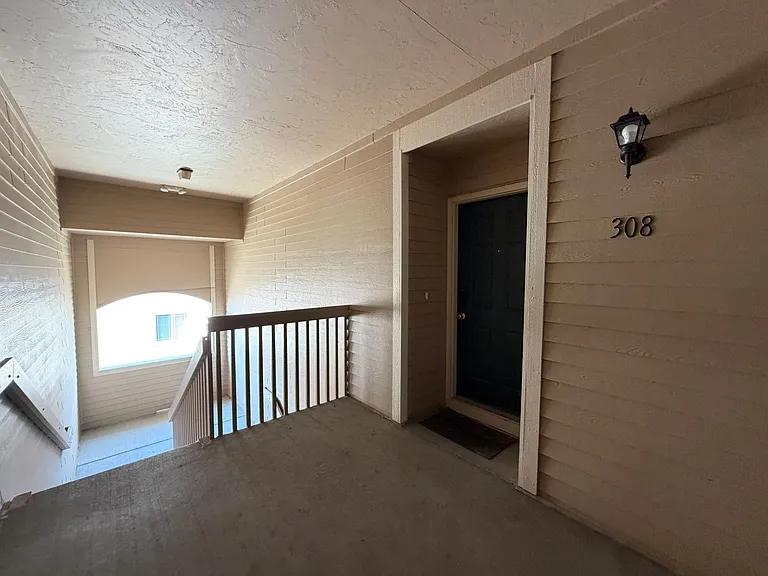 8456 S Hoyt Way #308 — Photo 19