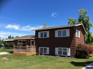 2204 Lockwood Dr, Rapid City, SD 57702