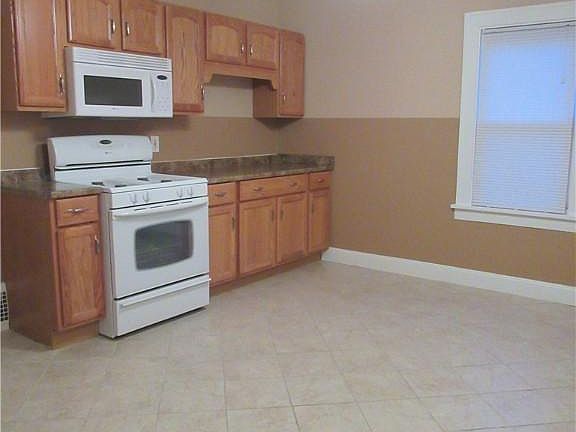 5th image of 2915 Saratoga Ave