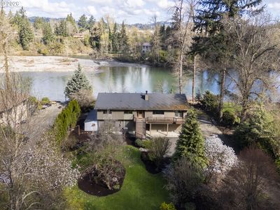 16091 S Clackamas River Dr, Oregon City, OR, 97045