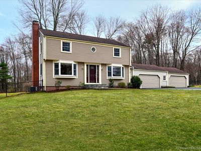 7 Long View Drive, Simsbury, CT, 06070