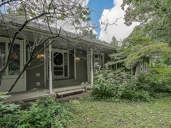 5th image of 5525 Portage Rd