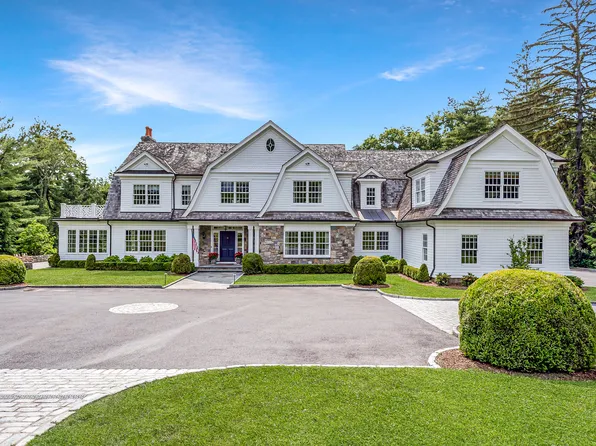 527 Middlesex Road, Darien, CT 06820