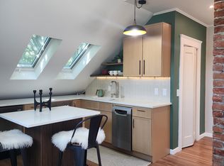 125 Cole Ave #B, Providence, RI 02906