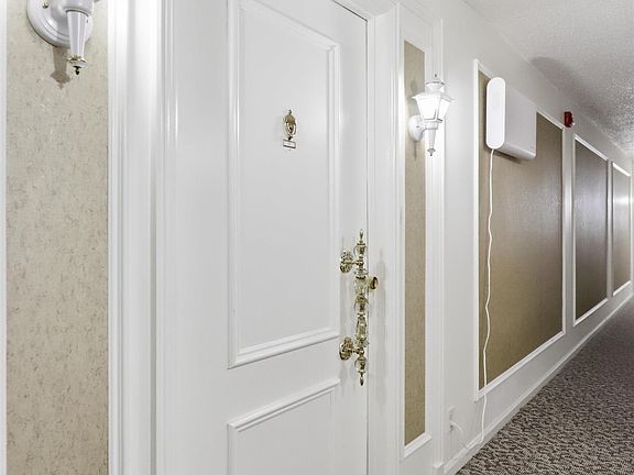 3rd image of 2904 W 33rd St APT 228
