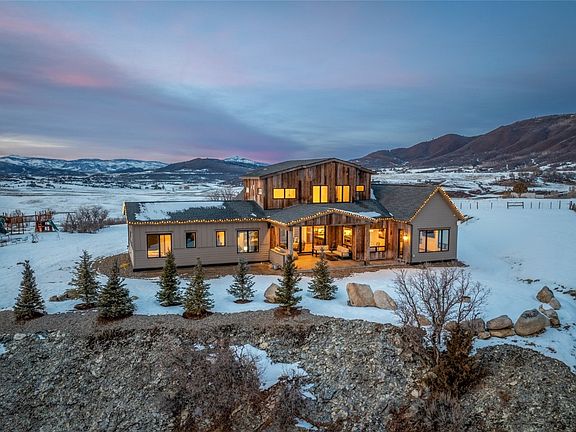 2nd image of 4355 Elk River Rd