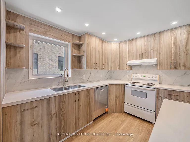 110 Gorman Park Rd — Photo 15