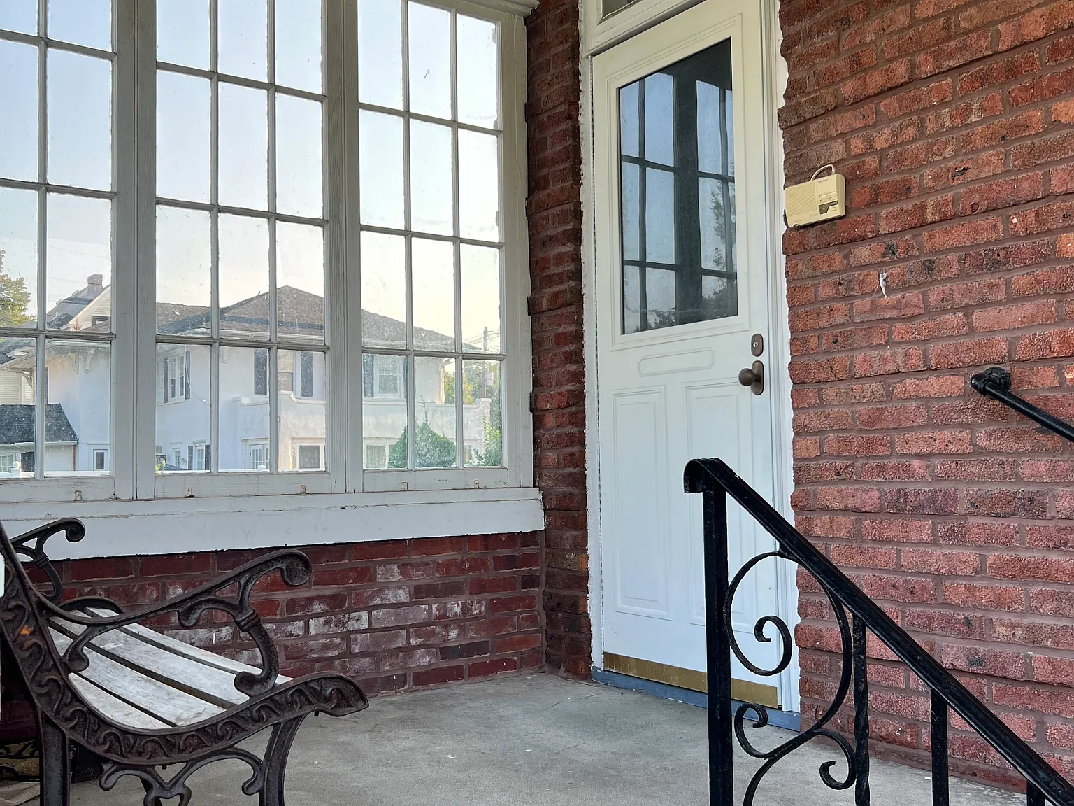 258 S Ocean Ave — Photo 2
