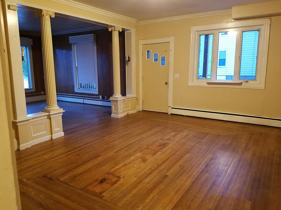 1st image of 63 Kinsley St