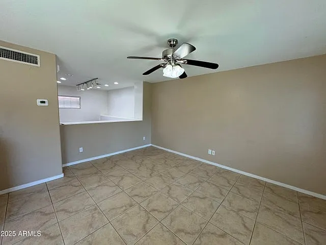 305 S Wilson St #111 — Photo 8