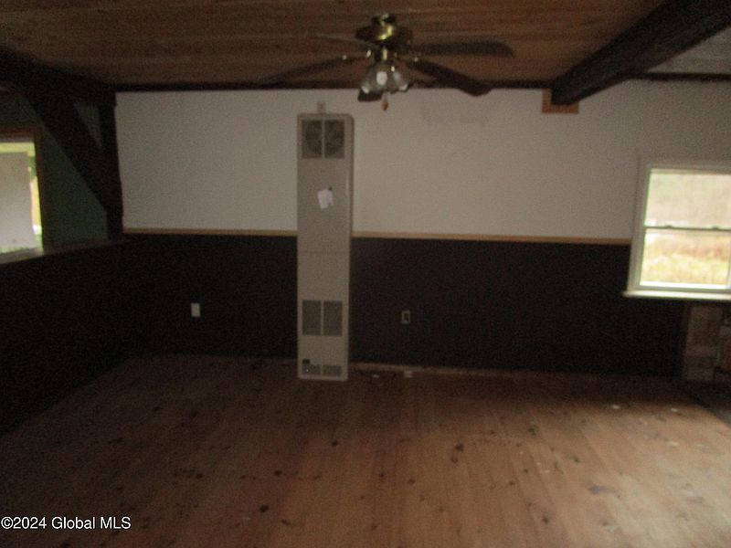 5th image of 13 Callahan Lane
