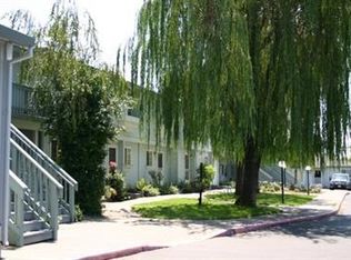 833 Russell Ave, Santa Rosa, CA 95403