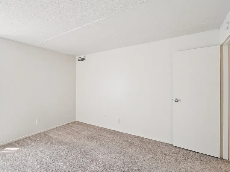 The Heights of Southfield Apartments — Photo 37