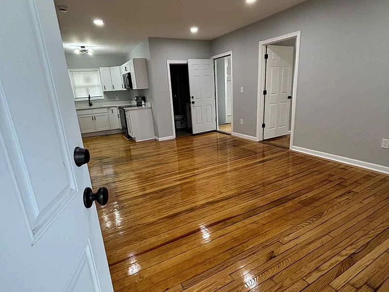 1239 Social St #2 — Photo 3