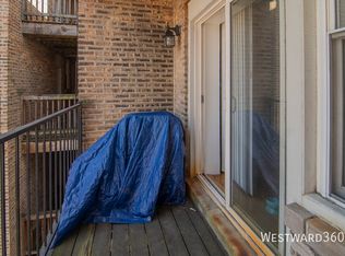 2036 W Arthur Ave APT 2, Chicago, IL 60645