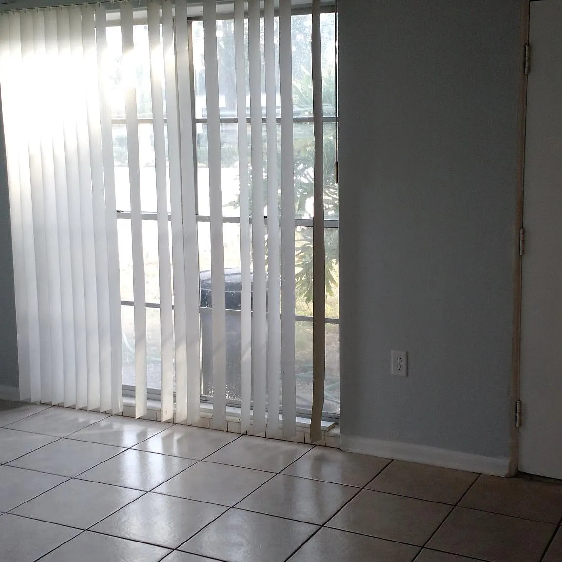 2303 pembrook Dr — Photo 3