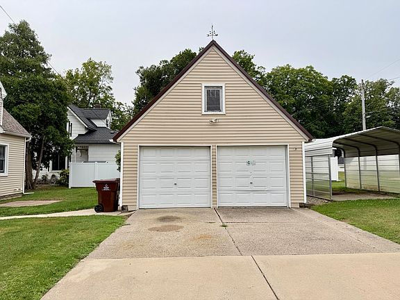 3rd image of 773 3rd Ave