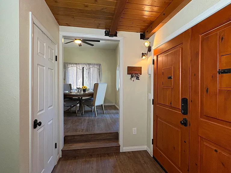 24573 Altdorf Dr — Photo 6