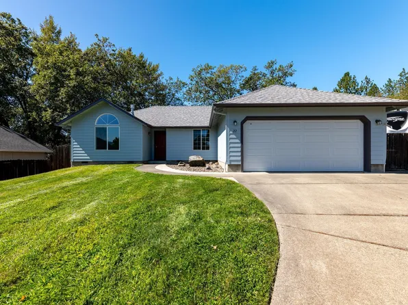 22 SW Leonard St, Grants Pass, OR 97526