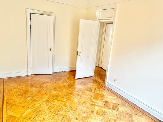 Rented by Virtual Real Estate | media 4