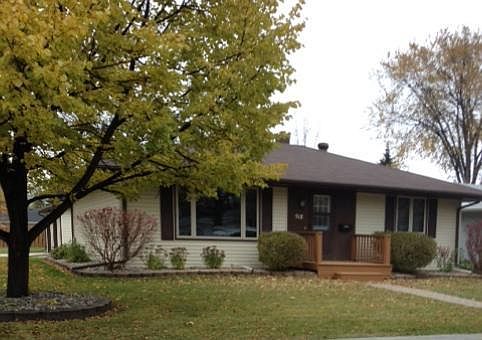 1st image of 518 22nd Ave S