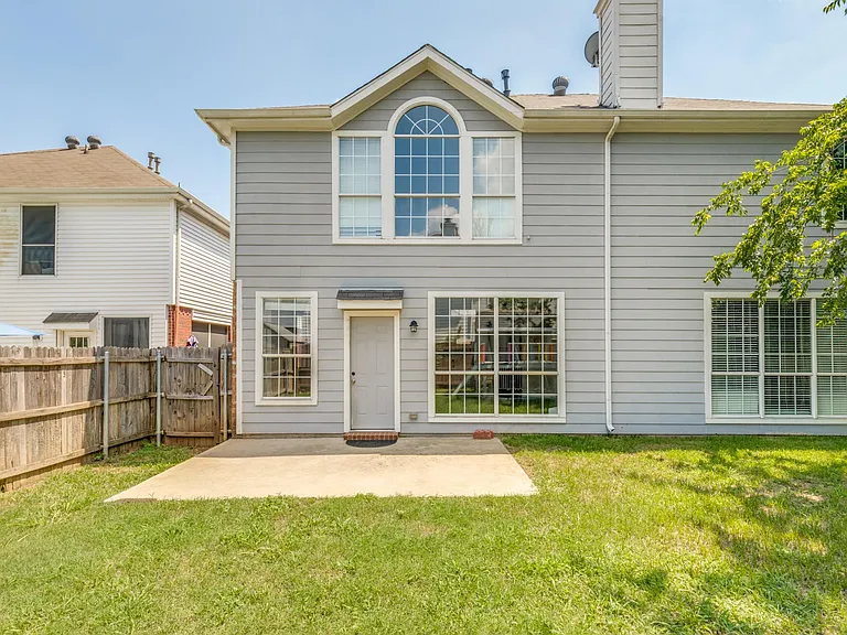 4713 Park Downs Dr — Photo 21