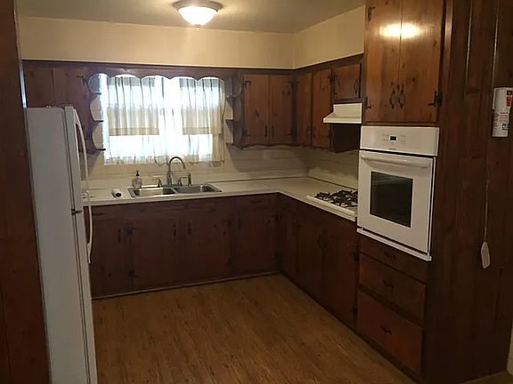 2nd image of 4359 Montclair Cir E