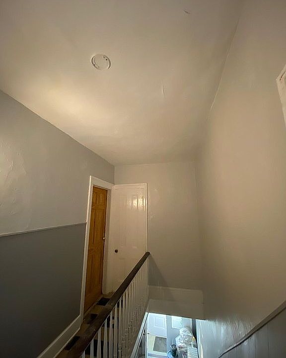 1st image of 84 Carpenter Ave