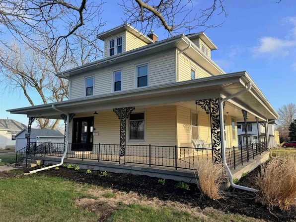 1507 G St, Geneva, NE 68361