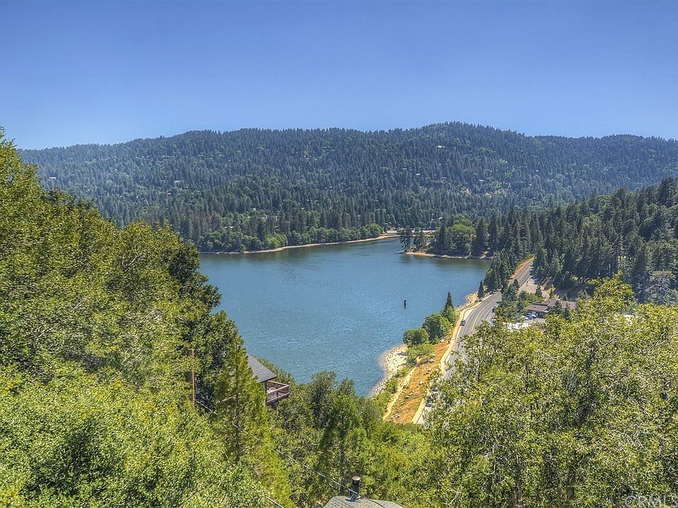 1st image of 241 Delle Dr
