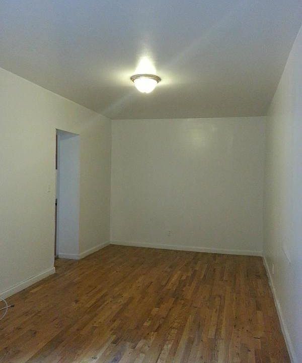 1st image of 1571 Lexington Ave APT 18