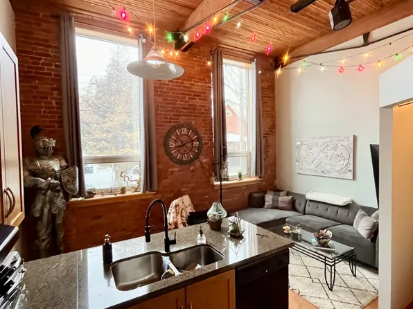 26 Ontario St #113, Guelph, ON N1E 7K1