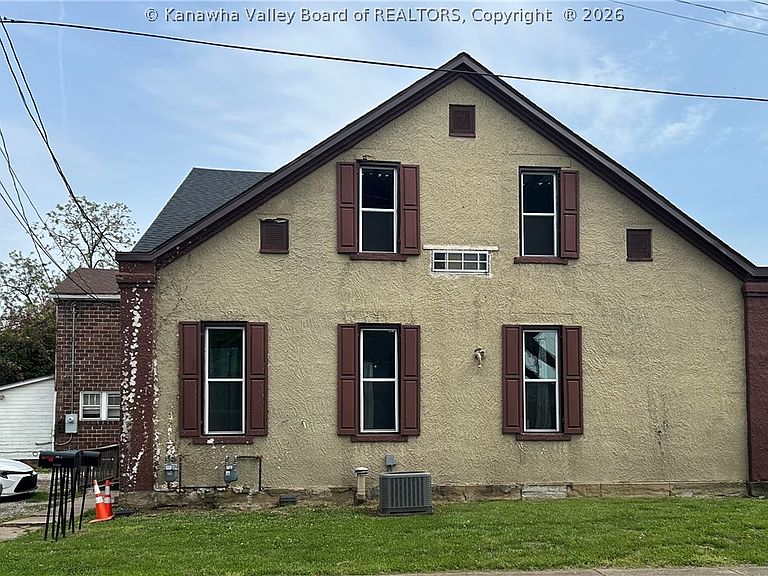 Listing photo 3