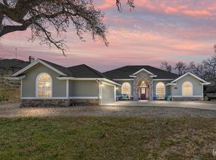 24401 Jacaranda Dr, Tehachapi, CA 93561