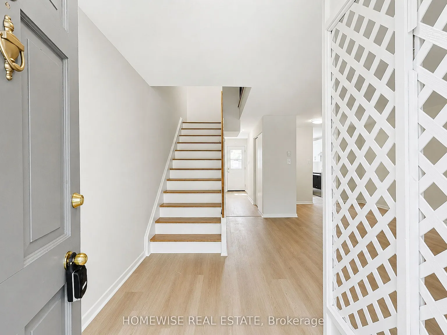 3 bed, $3,329 — Photo 2