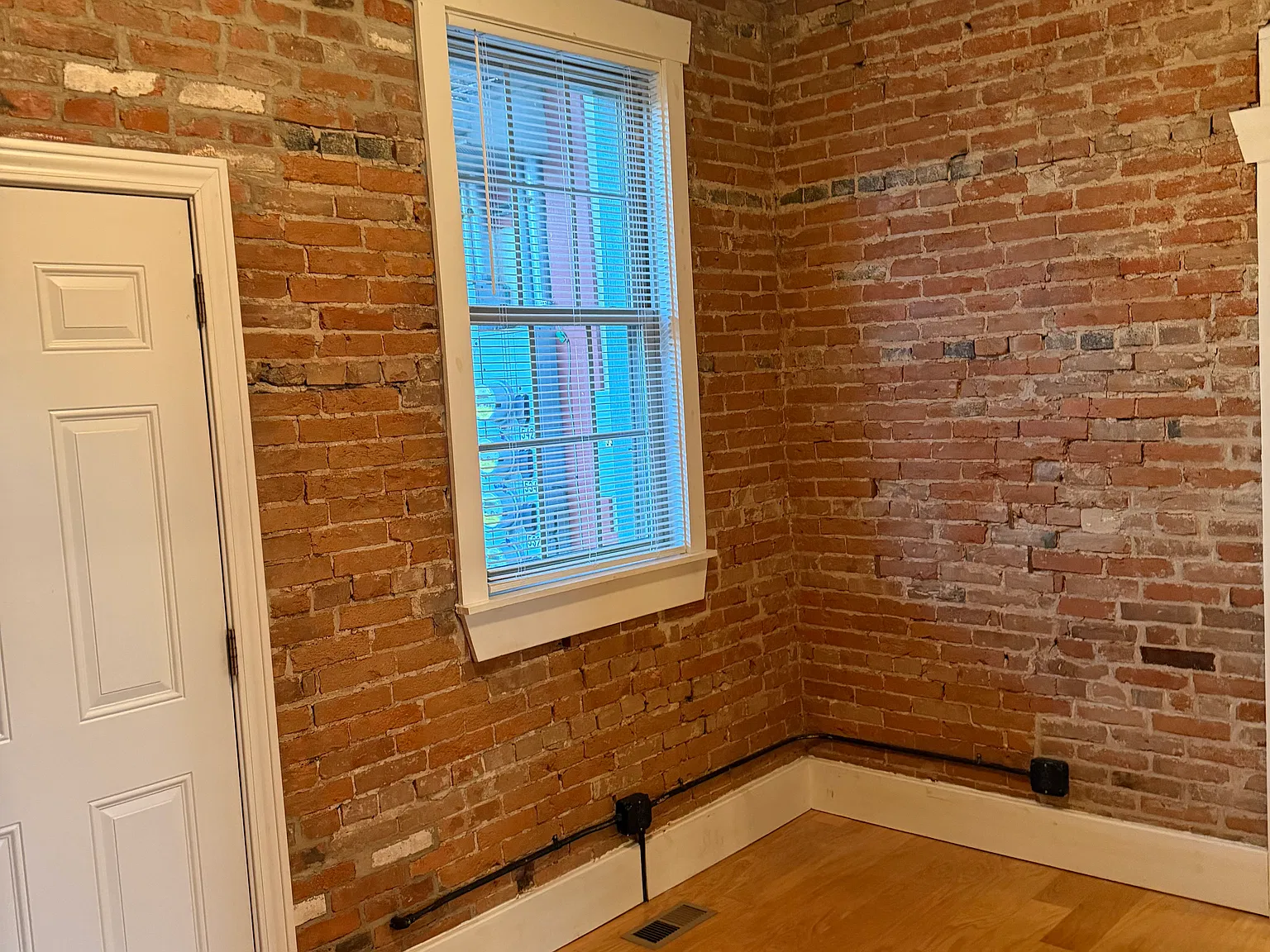 1 bed, 500 sqft, $900 — Photo 4