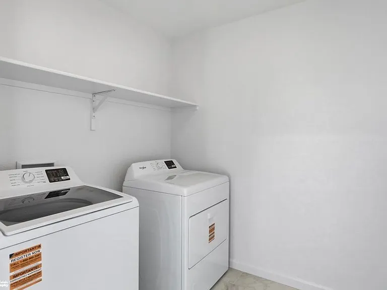 336 W Ashbrook Dr — Photo 57