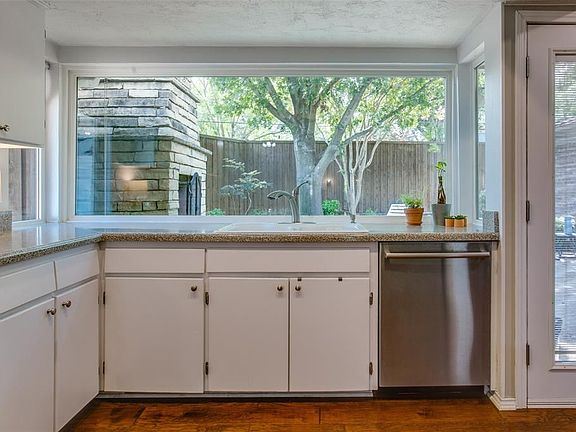 5th image of 3838 Blue Trace Ln