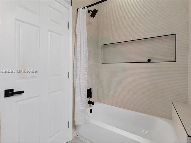 2167 SW 176th Ter — Photo 7