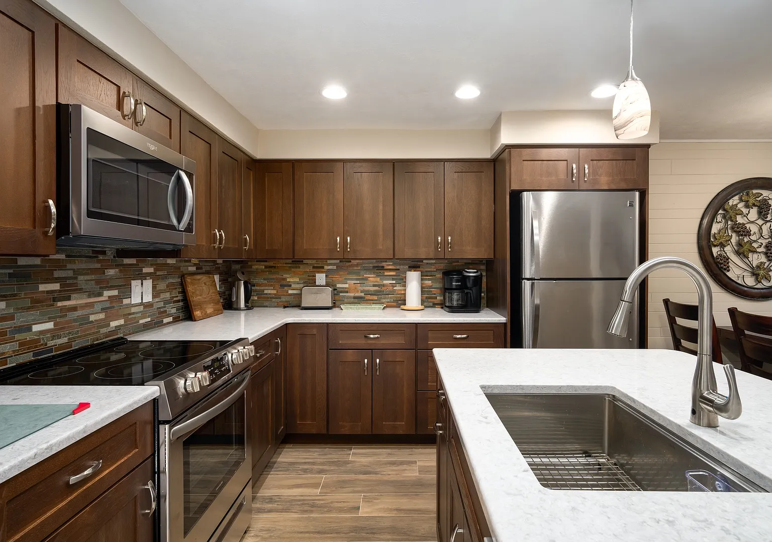 3 bed, 2108 sqft, $1,500 — Photo 3