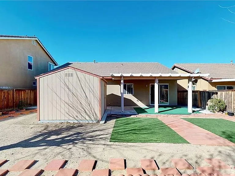 12787 Berrydale St — Photo 15