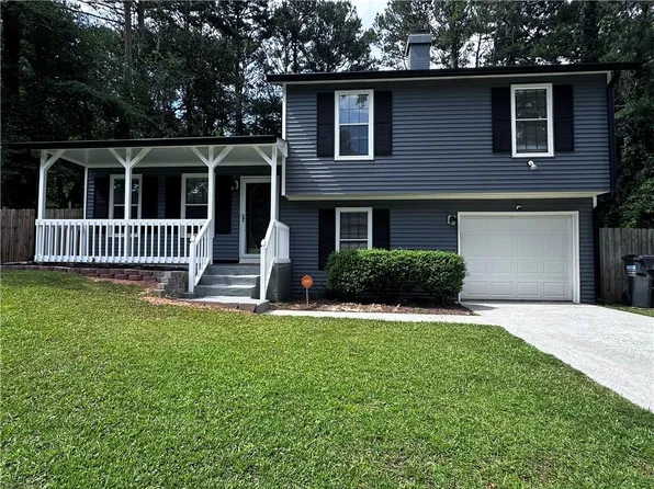 4013 McKinley Dr, Snellville, GA 30039