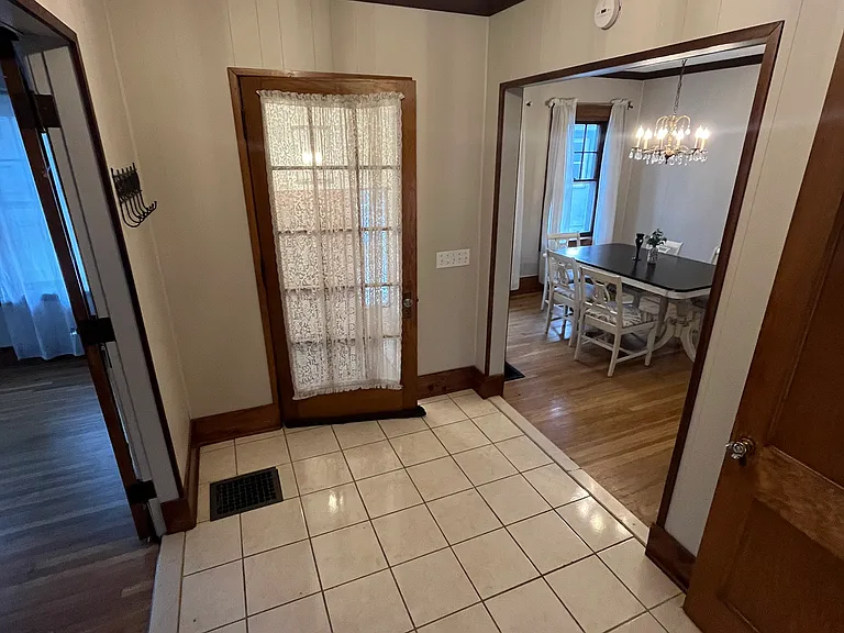 272 Norwalk Ave — Photo 14